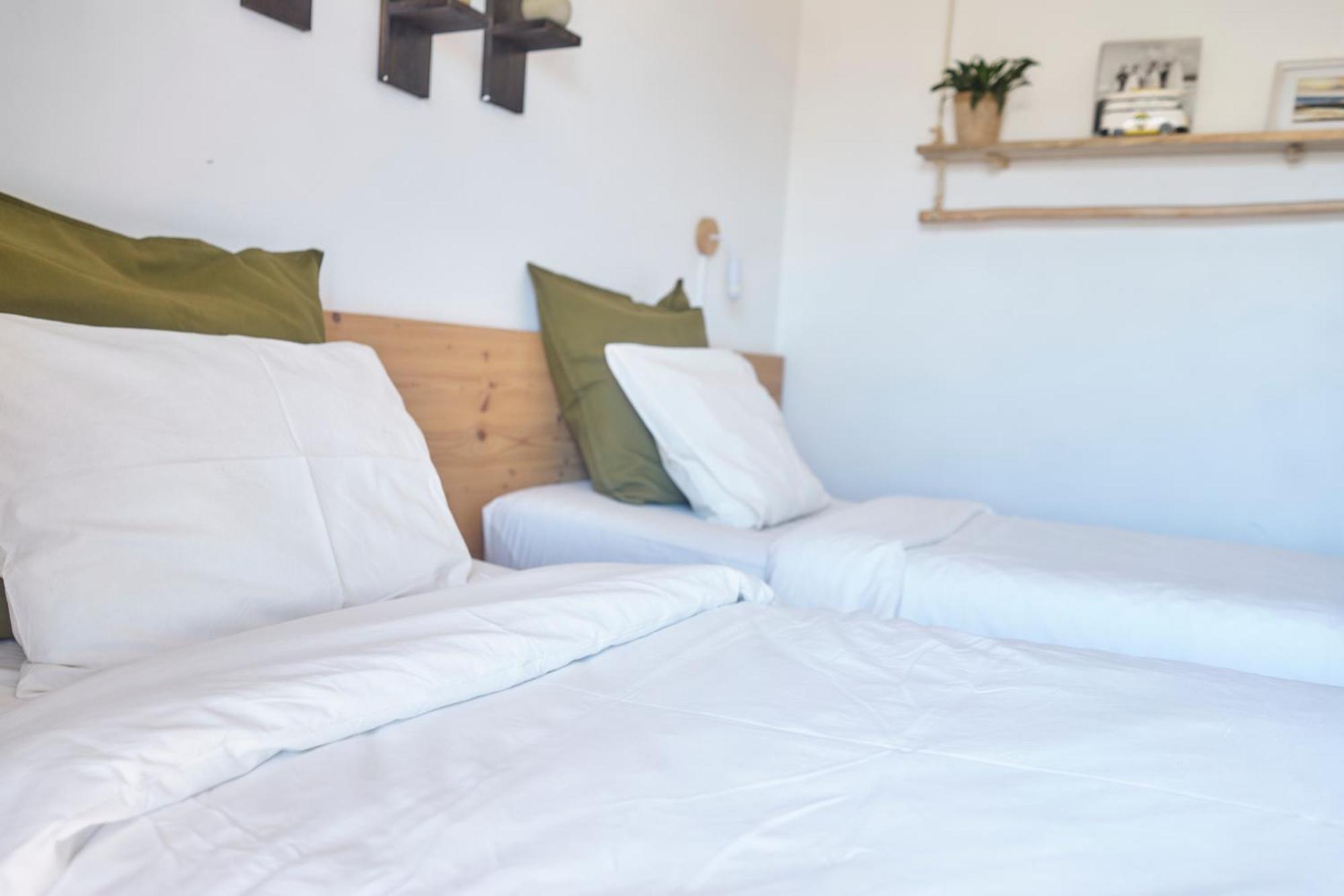 Algarve Surf Camp & Hostel Sagres Extérieur photo
